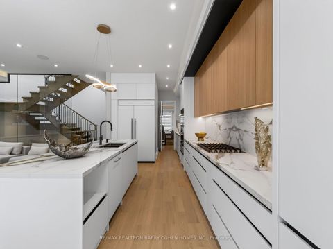 Photo 9 at 68 Lynnhaven Road, Lawrence, Toronto