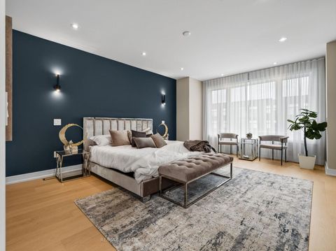 Photo 18 at 68 Lynnhaven Road, Lawrence, Toronto