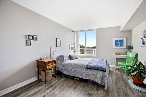 Photo 6 at 609 - 2 Covington Road, Lawrence, Toronto