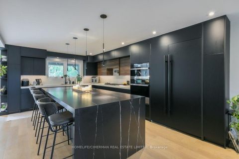 Photo 8 at 365 Kennedy Street W, Aurora Highlands, Aurora
