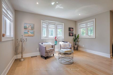 Photo 15 at 365 Kennedy Street W, Aurora Highlands, Aurora