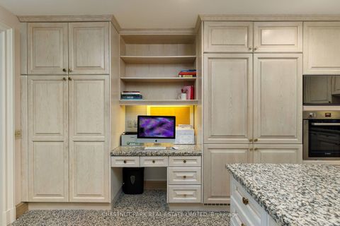 Photo 17 at 612 - 77 Avenue Road, Annex, Toronto