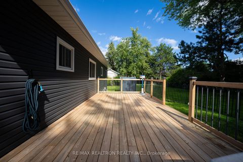 Photo 16 at 25 Cherrywood Lane, Rural Innisfil, Innisfil