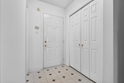 Photo 3 at 58 Valdor Drive, Agincourt North, Toronto
