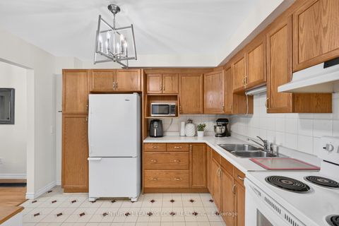 Photo 5 at 58 Valdor Drive, Agincourt North, Toronto