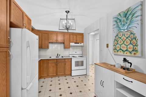 Photo 6 at 58 Valdor Drive, Agincourt North, Toronto