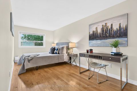 Photo 15 at 58 Valdor Drive, Agincourt North, Toronto