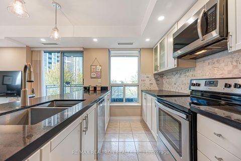 Photo 14 at 515 - 188 Doris Avenue, Willowdale East, Toronto