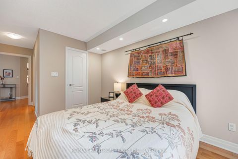 Photo 22 at 515 - 188 Doris Avenue, Willowdale East, Toronto