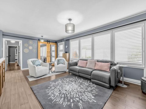 Photo 7 at 29 Sedgewick Crescent, Ionview, Toronto