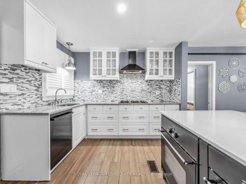 Photo 15 at 29 Sedgewick Crescent, Ionview, Toronto