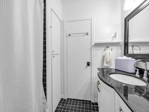 Photo 27 at 29 Sedgewick Crescent, Ionview, Toronto