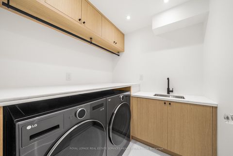 Photo 42 at 23 Lippincott Street, Chinatown, Toronto