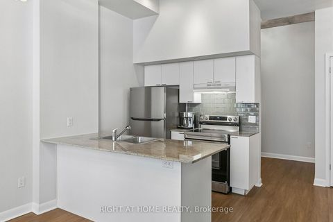 Photo 13 at 1606 - 375 King Street W, Waterfront Communities C1, Toronto