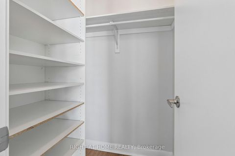 Photo 19 at 1606 - 375 King Street W, Waterfront Communities C1, Toronto