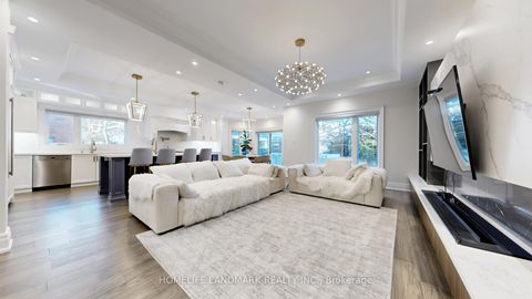 Photo 9 at 20 Blaine Drive, Don Mills, Toronto