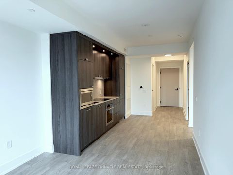Photo 2 at 444 - 858 Dupont Street, Junction, Toronto