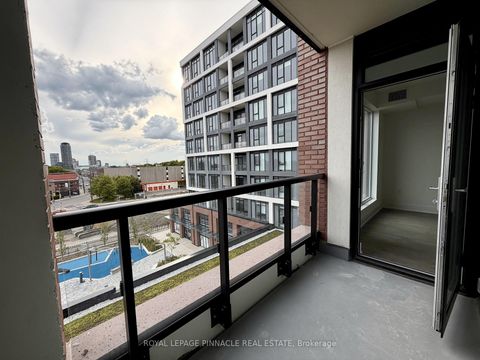 Photo 11 at 444 - 858 Dupont Street, Junction, Toronto