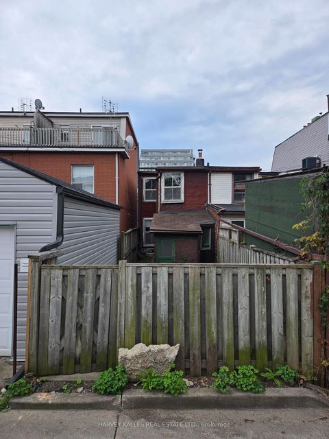 Photo 4 at 12 Whitaker Avenue, Niagara, Toronto