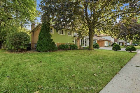 Photo 4 at 12 Vanderbrent Crescent, Richview, Toronto