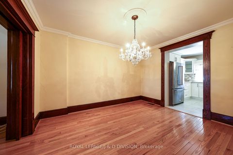 Photo 7 at 553 Runnymede Road, Junction Area, Toronto