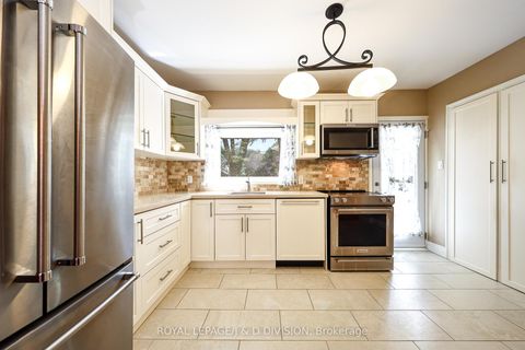 Photo 10 at 553 Runnymede Road, Junction Area, Toronto