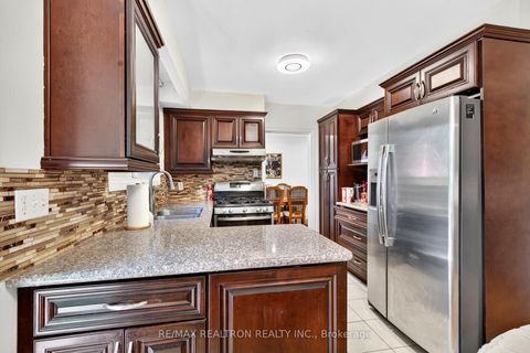 Photo 5 at 591 Cummer Avenue, Steeles, Toronto