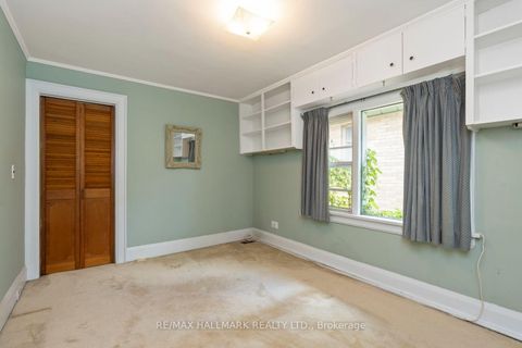 Photo 9 at 48 Chatsworth Drive, Lawrence Park South, Toronto