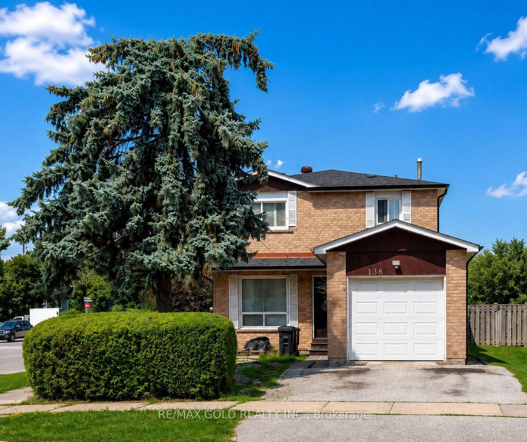 138 Cabernet Circle, Clairville, Toronto 