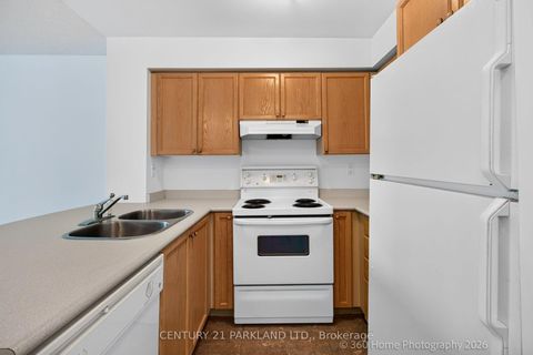 Photo 3 at 609 - 109 Front Street E, Moss Park, Toronto