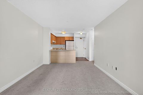 Photo 8 at 609 - 109 Front Street E, Moss Park, Toronto
