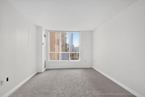 Photo 9 at 609 - 109 Front Street E, Moss Park, Toronto