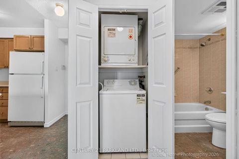 Photo 16 at 609 - 109 Front Street E, Moss Park, Toronto