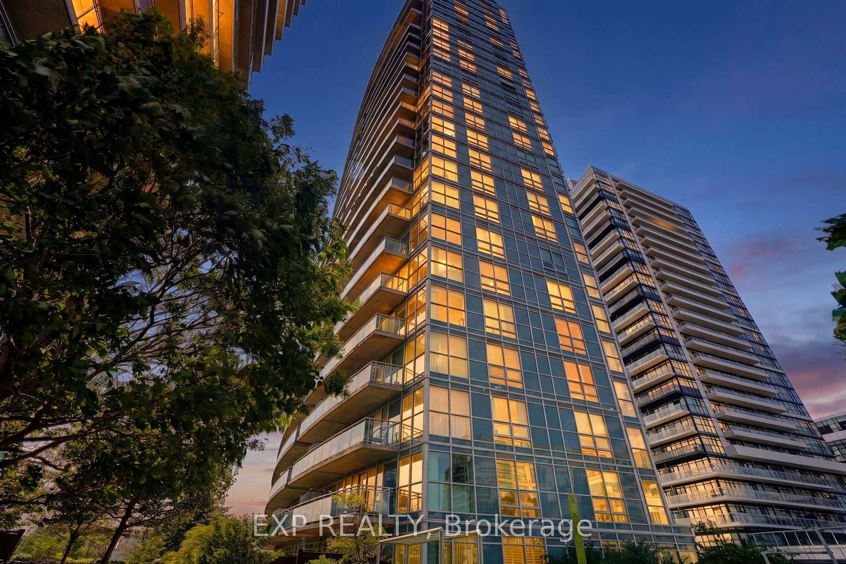 813 - 155 Legion Road N, Mimico, Toronto 