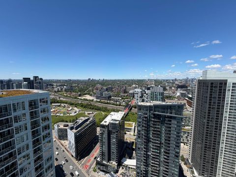 Photo 12 at 4606 - 17 Bathurst Street, Waterfront Communities C1, Toronto