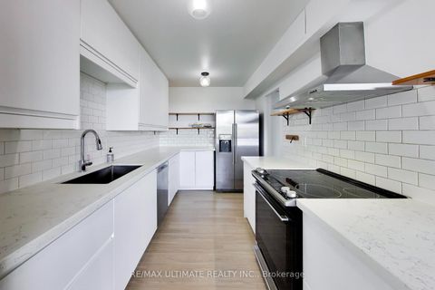 Photo 10 at 608 - 155 Marlee Avenue, Belgravia, Toronto
