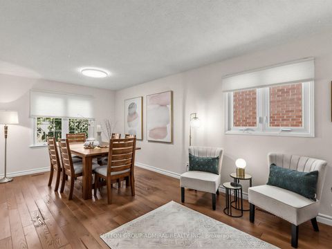 Photo 6 at 59 Marita Place, Glen Shields, Vaughan