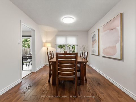 Photo 7 at 59 Marita Place, Glen Shields, Vaughan