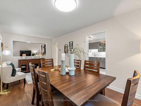 Photo 9 at 59 Marita Place, Glen Shields, Vaughan