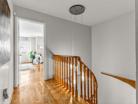 Photo 14 at 59 Marita Place, Glen Shields, Vaughan