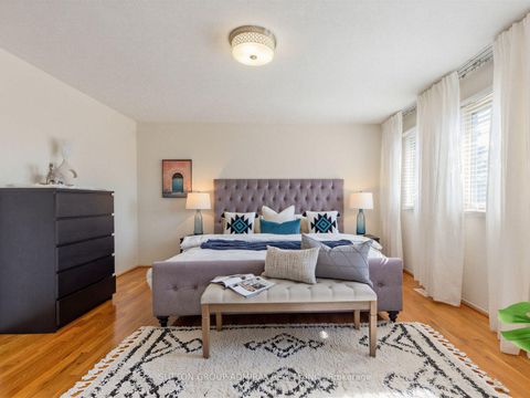 Photo 18 at 59 Marita Place, Glen Shields, Vaughan