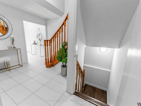 Photo 26 at 59 Marita Place, Glen Shields, Vaughan