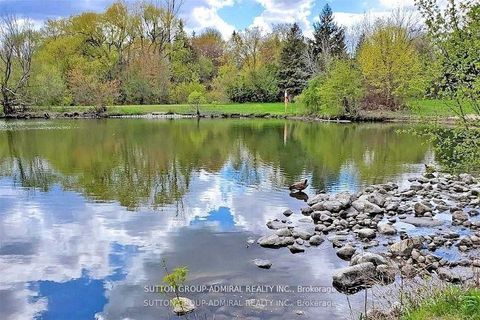 Photo 35 at 59 Marita Place, Glen Shields, Vaughan