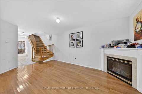 Photo 10 at 17 - 435 Middlefield Road, Agincourt North, Toronto