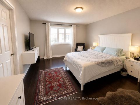 Photo 10 at 60 Zachary Place N, Vellore Village, Vaughan