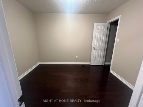 Photo 16 at 60 Zachary Place N, Vellore Village, Vaughan