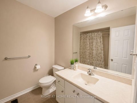 Photo 18 at 60 Zachary Place N, Vellore Village, Vaughan