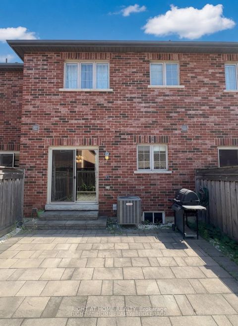 Photo 22 at 60 Zachary Place N, Vellore Village, Vaughan