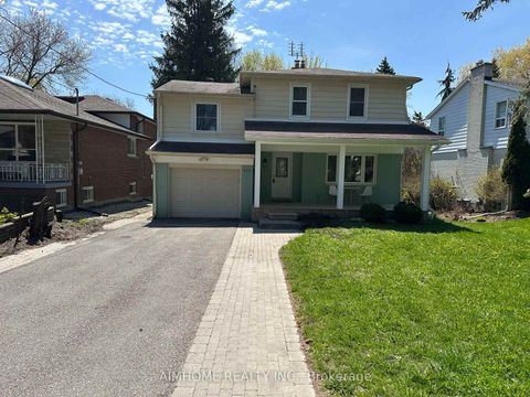 Photo 1 at 222 Richmond Street, Mill Pond, Richmond Hill