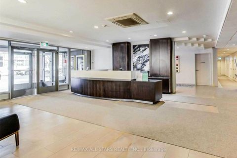Photo 3 at 2112 - 15 Maitland Place, South St. James Town, Toronto